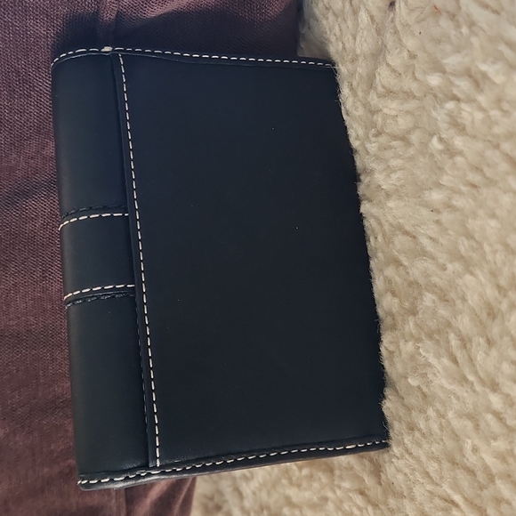 Coach Black Tri-fold Soft Leather Wallet 💜 - Picture 2 of 13